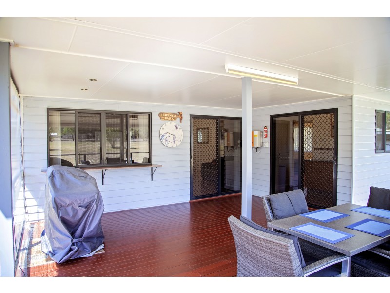 130 GILLILAND CRES, Blackbutt QLD 4306