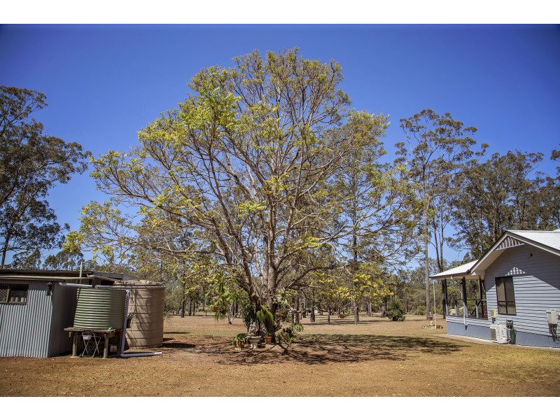 130 GILLILAND CRES, Blackbutt QLD 4306