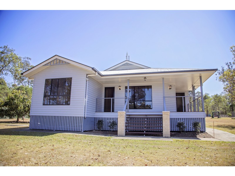 130 GILLILAND CRES, Blackbutt QLD 4306