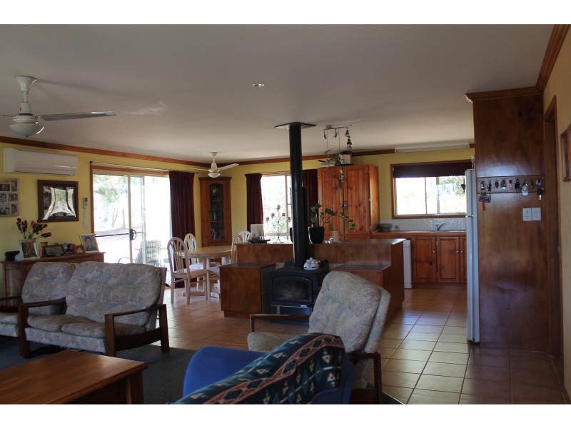 80 HILARY ROAD,, Benarkin QLD 4306