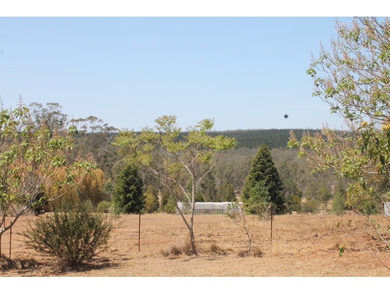 80 HILARY ROAD,, Benarkin QLD 4306