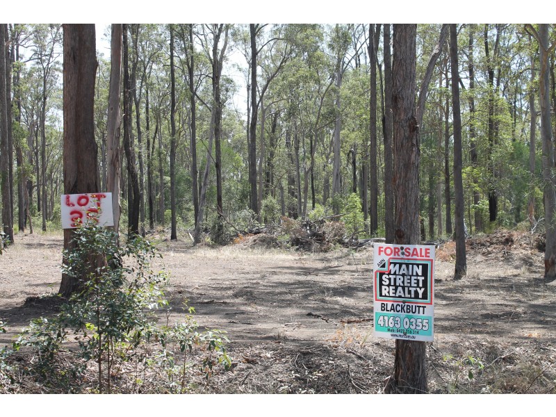 35 Packer Road, Blackbutt QLD 4306