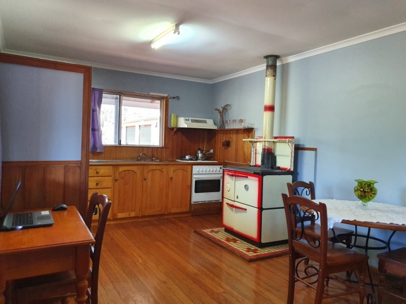 84 Crumpton Drive, Blackbutt QLD 4306
