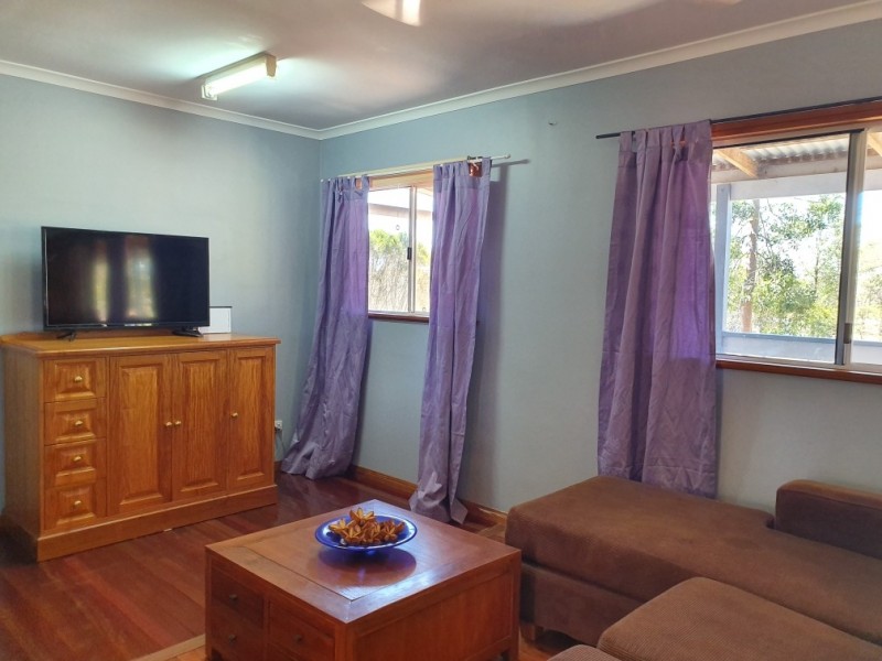 84 Crumpton Drive, Blackbutt QLD 4306