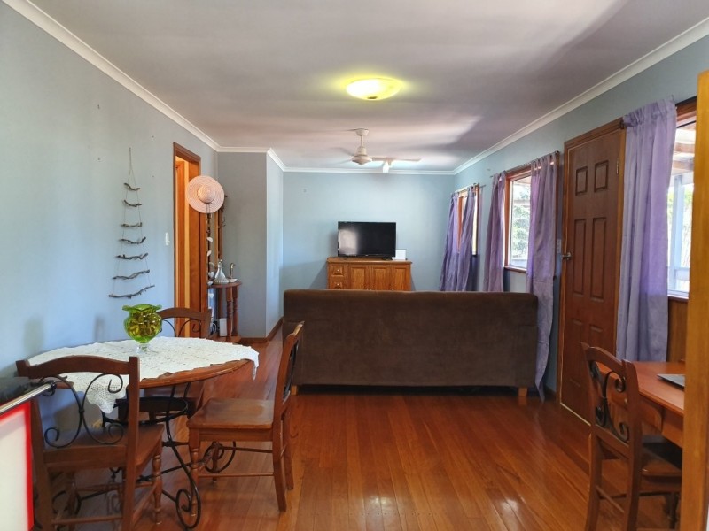 84 Crumpton Drive, Blackbutt QLD 4306