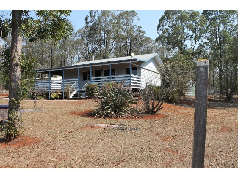 84 Crumpton Drive, Blackbutt QLD 4306