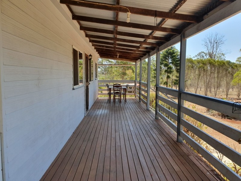 84 Crumpton Drive, Blackbutt QLD 4306