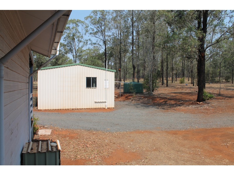 84 Crumpton Drive, Blackbutt QLD 4306