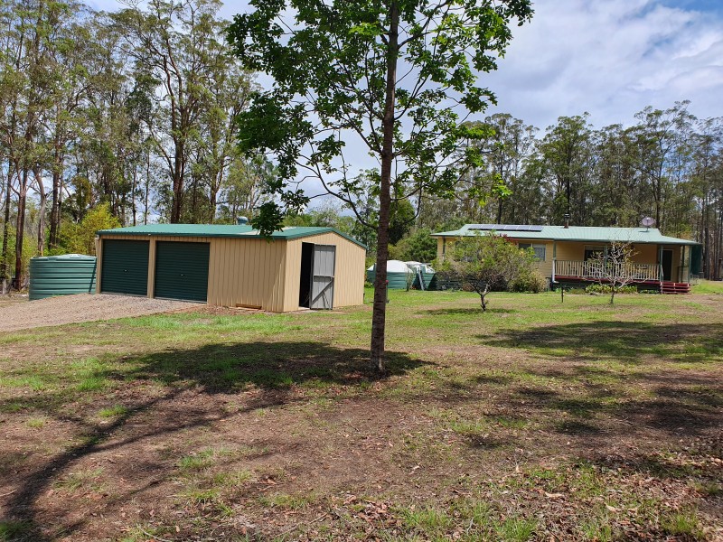 398 Crumpton Drive, Blackbutt QLD 4306