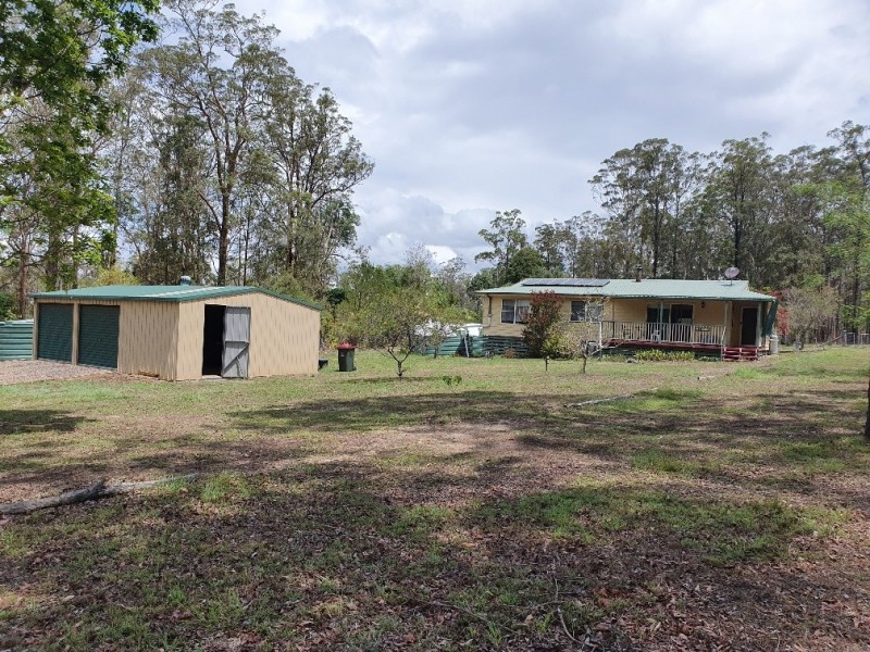 398 Crumpton Drive, Blackbutt QLD 4306