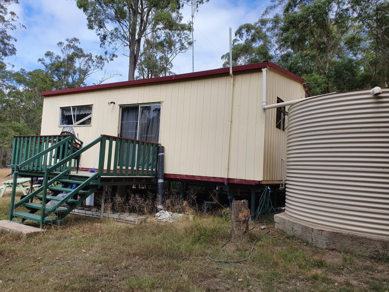 85 GILLILAND CRES., Blackbutt QLD 4306