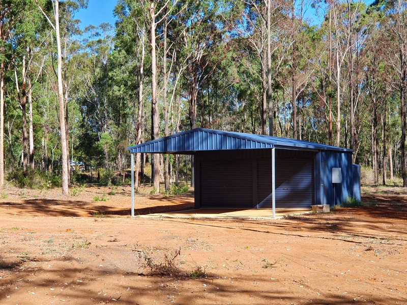 33 MARTIN CRES., Benarkin QLD 4306