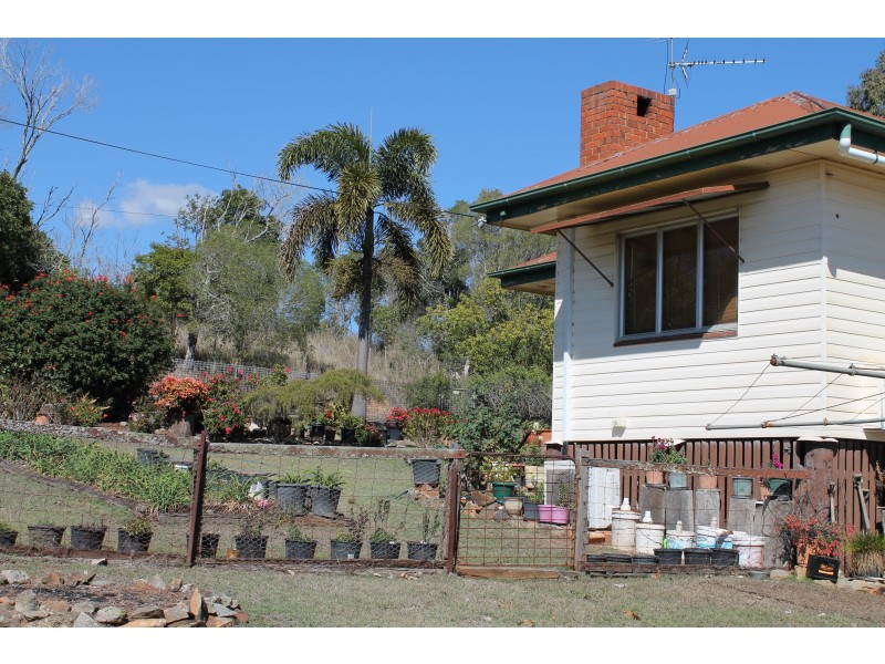 10862 Daguilar Highway, Blackbutt QLD 4306