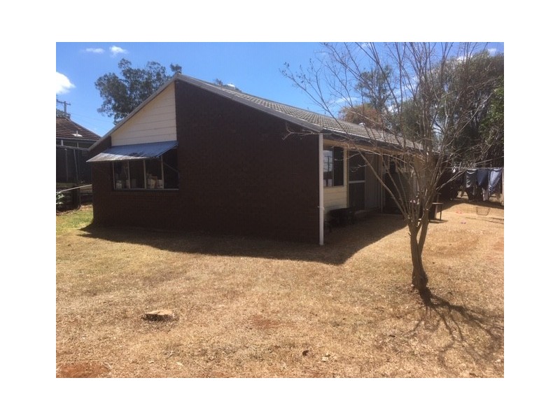 7 McDougall Street, Yarraman QLD 4614