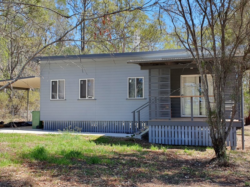 20 Langton Road, Blackbutt QLD 4306