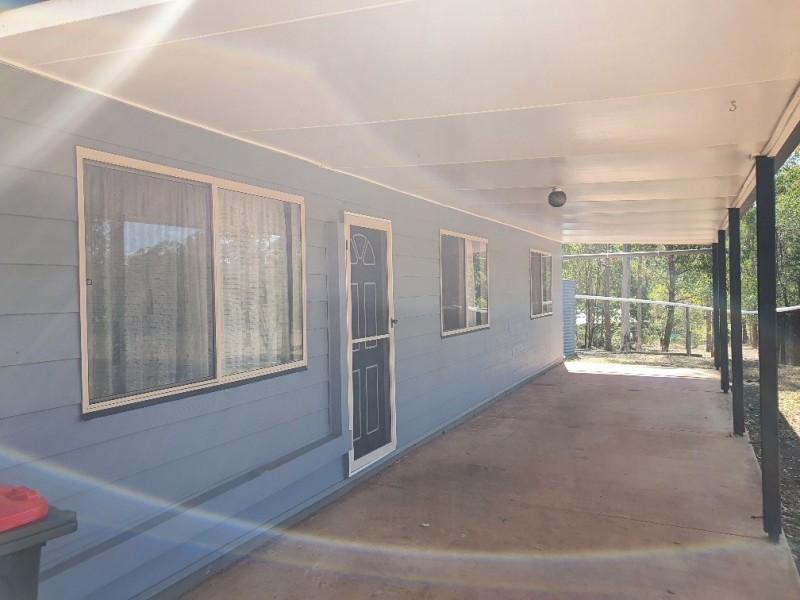 25 Grants road, Benarkin QLD 4306