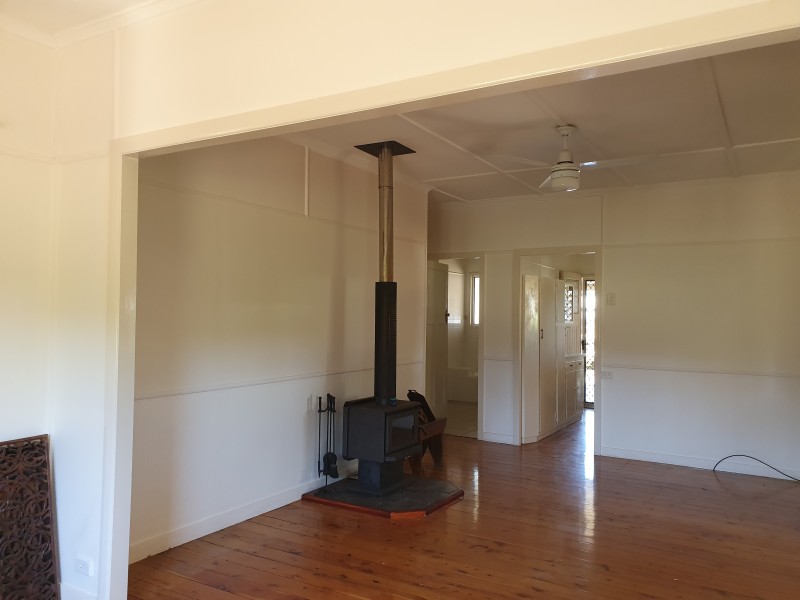 3 Roberts Street, Yarraman QLD 4614