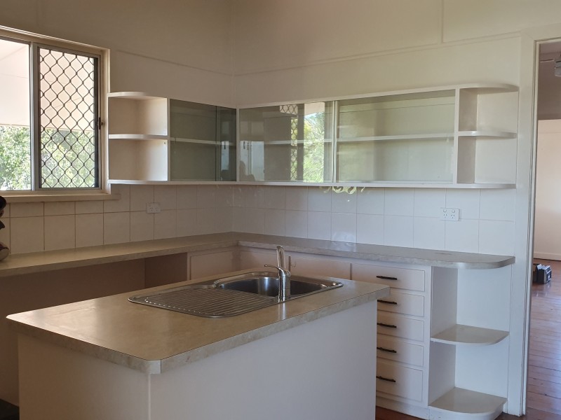 3 Roberts Street, Yarraman QLD 4614