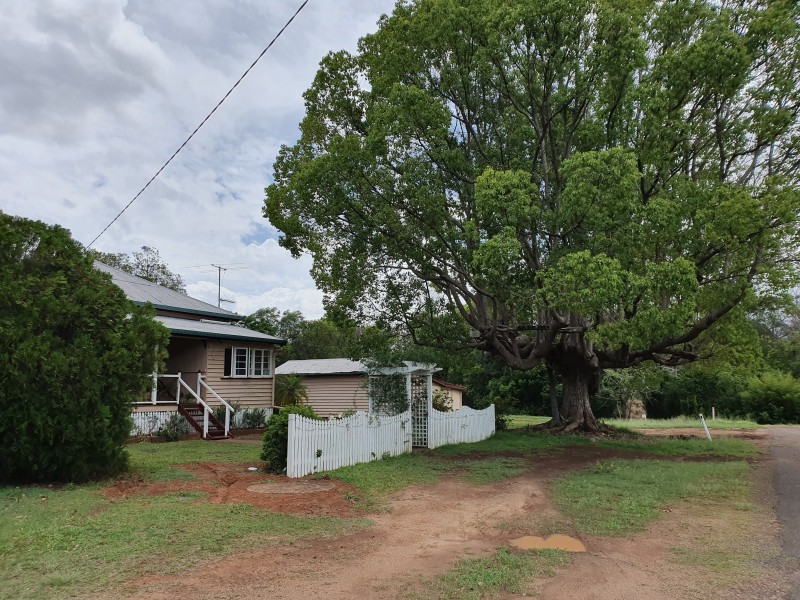 3 Elizabeth Street, Blackbutt QLD 4306