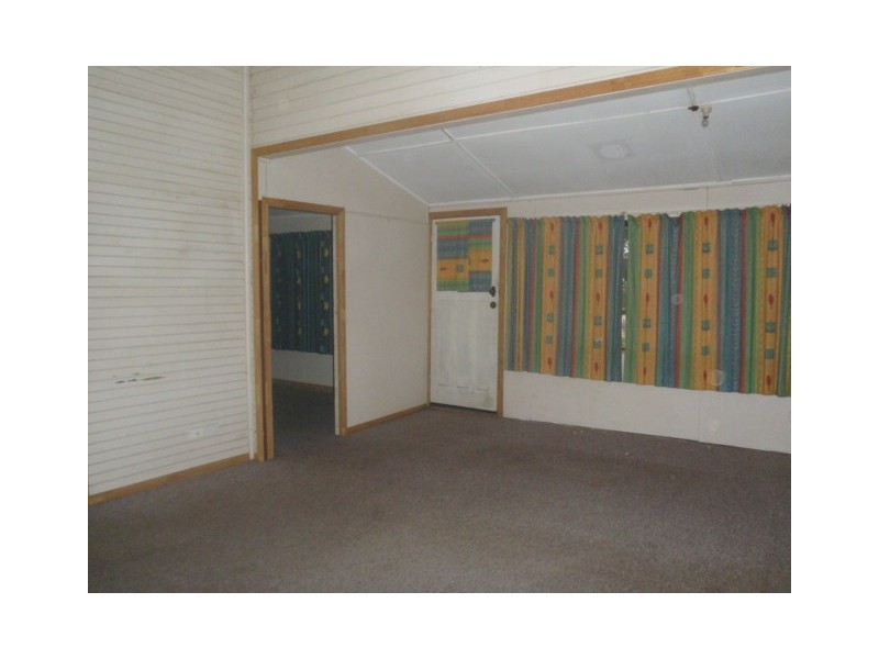 13 Coulson Street, Blackbutt QLD 4306