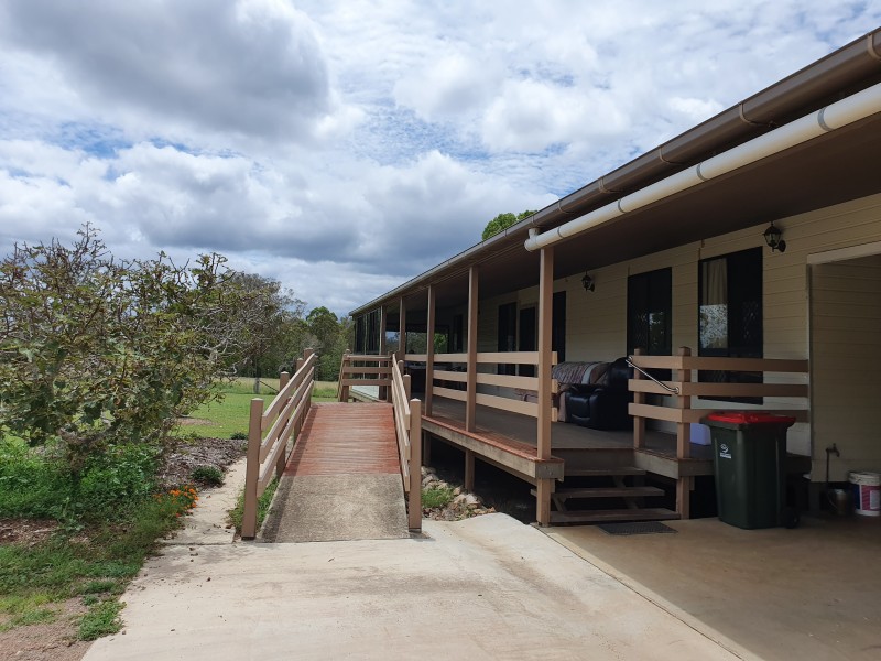 84 GREENHILLS DRIVE, Blackbutt QLD 4306