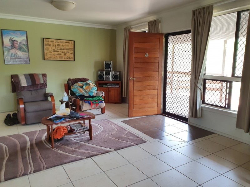 84 GREENHILLS DRIVE, Blackbutt QLD 4306