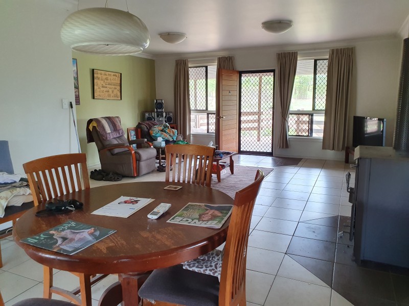 84 GREENHILLS DRIVE, Blackbutt QLD 4306