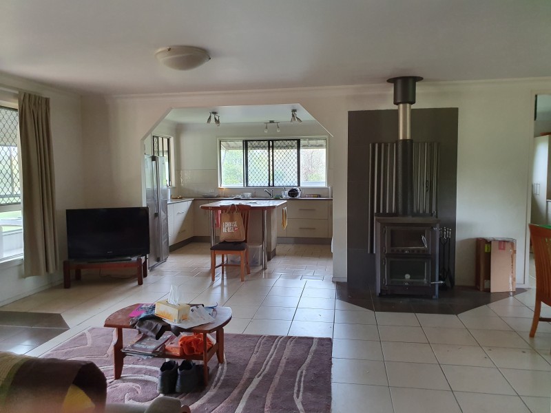 84 GREENHILLS DRIVE, Blackbutt QLD 4306