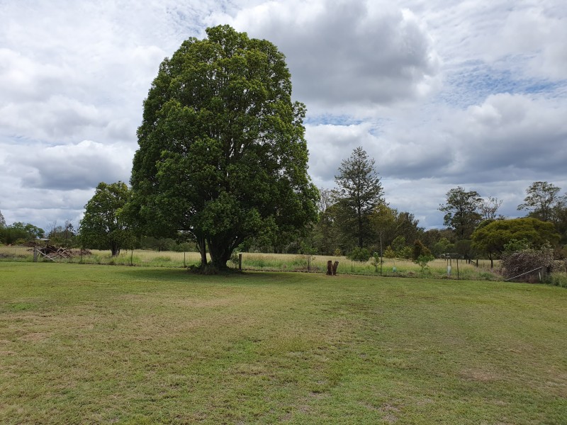 84 GREENHILLS DRIVE, Blackbutt QLD 4306