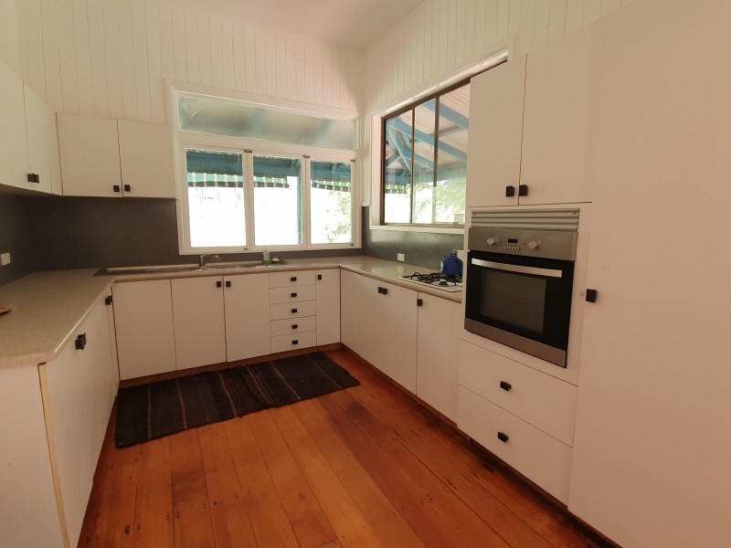 112 Franks Road, Blackbutt QLD 4306