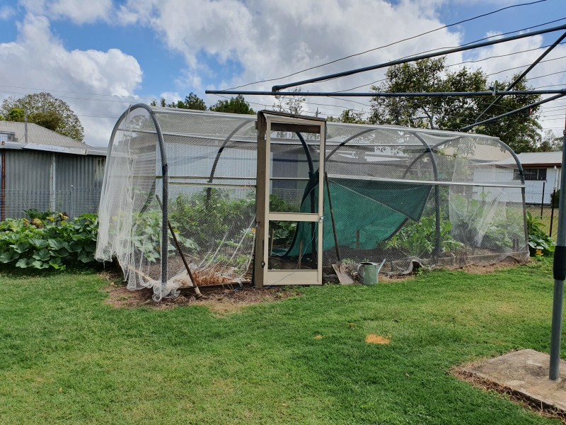 10 Fern Street, Blackbutt QLD 4306