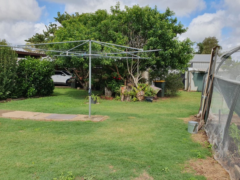 10 Fern Street, Blackbutt QLD 4306