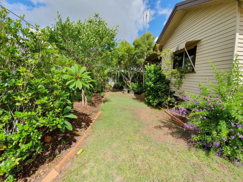 10 Fern Street, Blackbutt QLD 4306