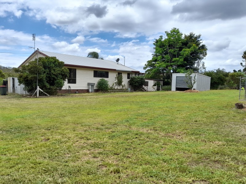 22 Knaggs court, Blackbutt QLD 4306
