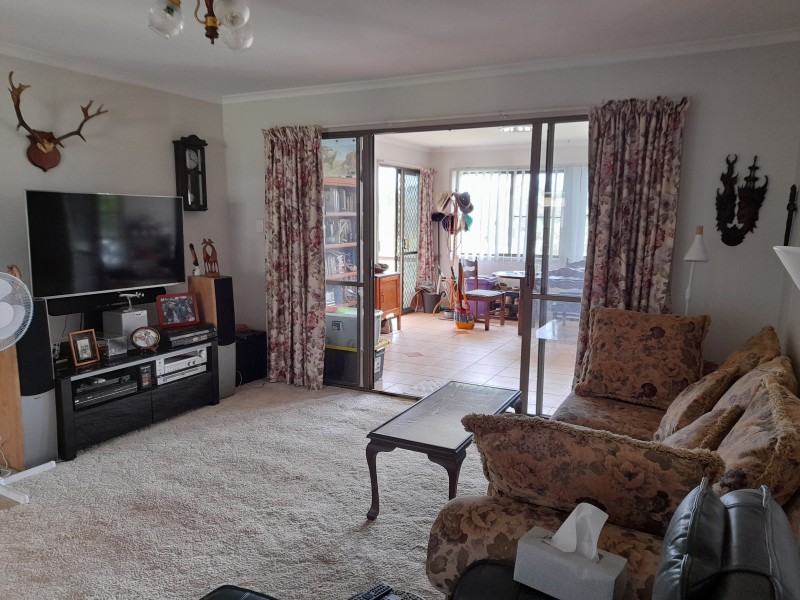 22 Knaggs court, Blackbutt QLD 4306