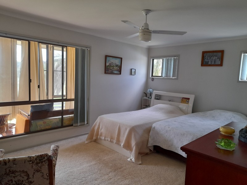 22 Knaggs court, Blackbutt QLD 4306