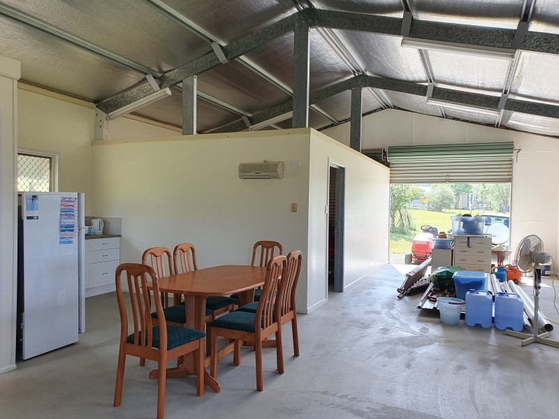 81 Bowman rd, Blackbutt QLD 4306