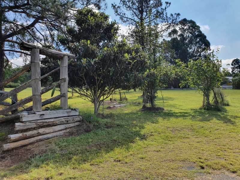 81 Bowman rd, Blackbutt QLD 4306