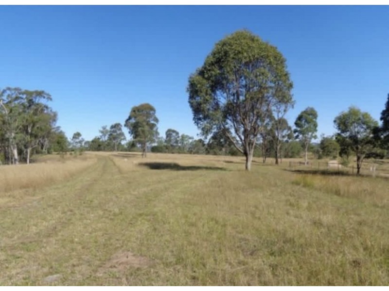 195 Wild Deer Drive, Blackbutt QLD 4306
