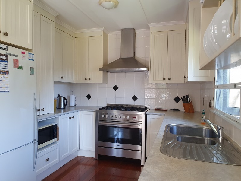 27 BLACKBUTT STREET, Blackbutt QLD 4306