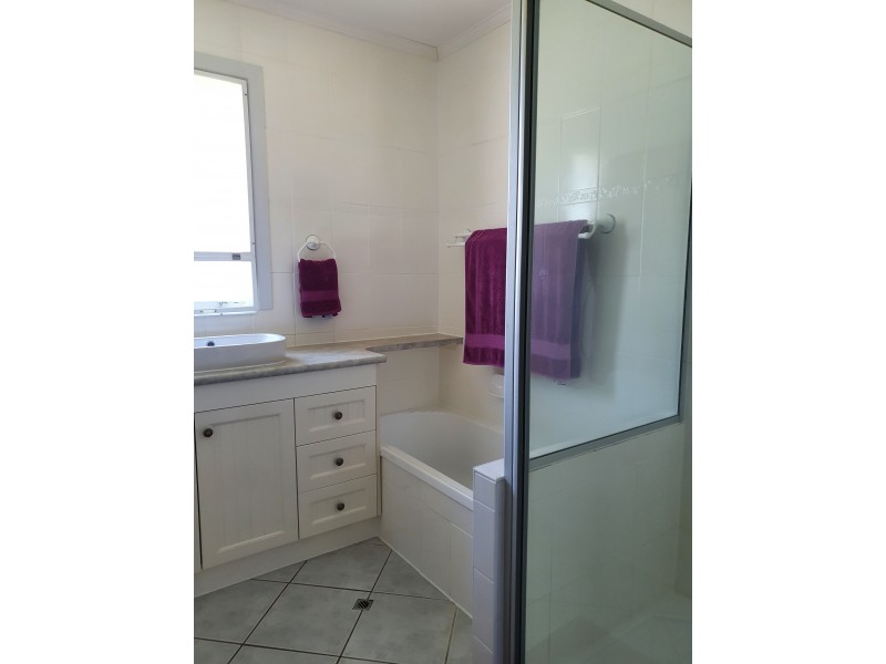 27 BLACKBUTT STREET, Blackbutt QLD 4306