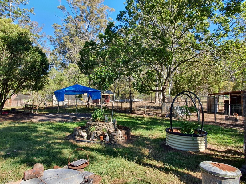 67  ENID COURT, Blackbutt QLD 4306