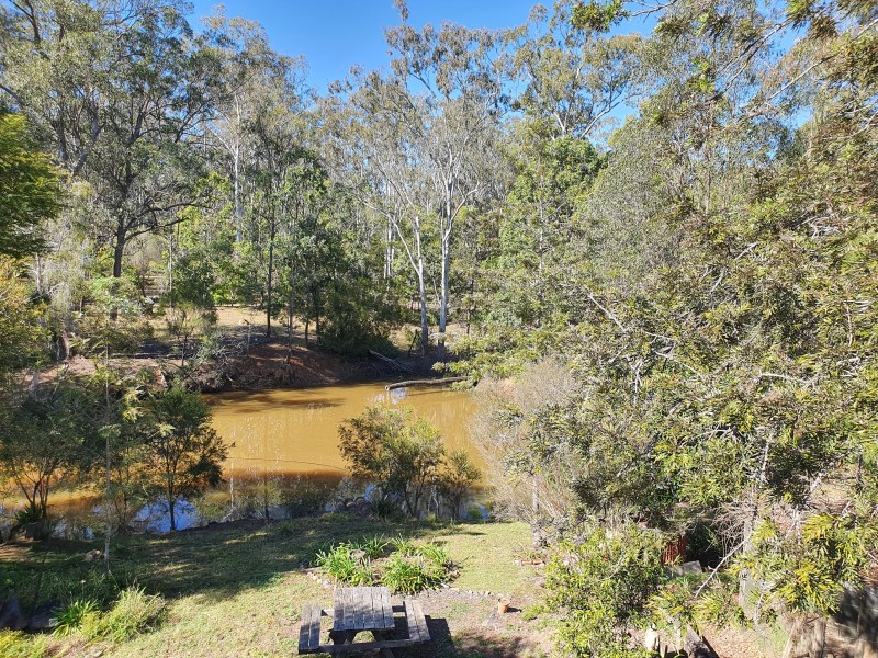 67  ENID COURT, Blackbutt QLD 4306