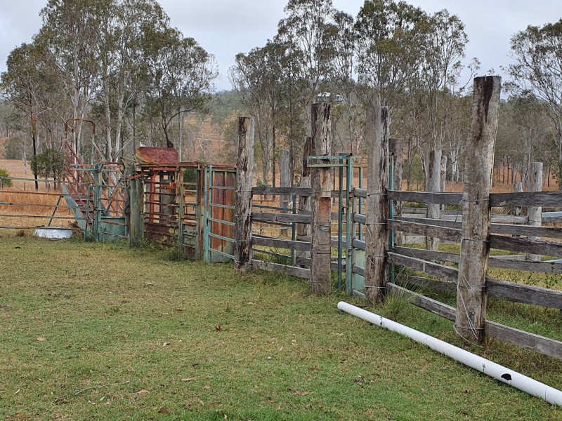 12 McRae Road, Emu Creek QLD 4355