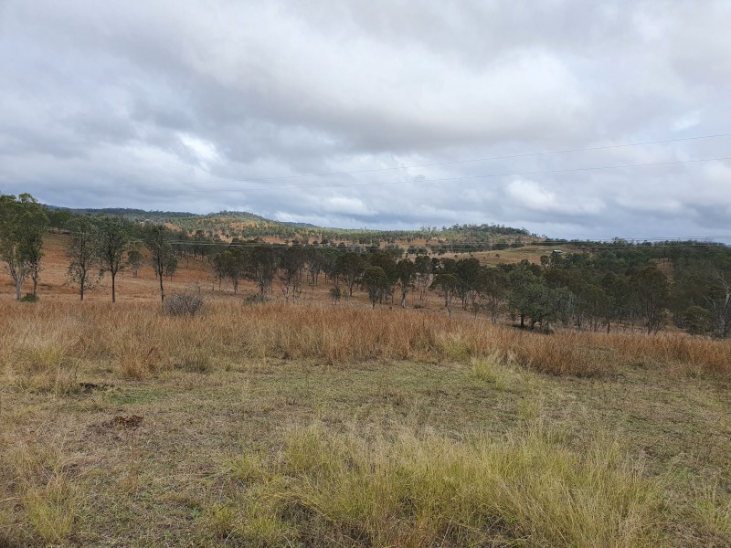 12 McRae Road, Emu Creek QLD 4355