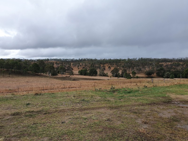 12 McRae Road, Emu Creek QLD 4355