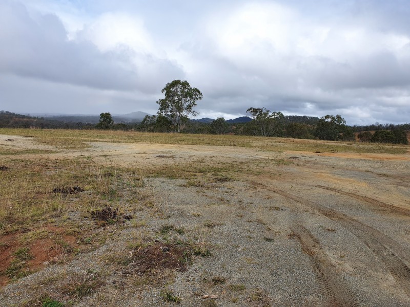 12 McRae Road, Emu Creek QLD 4355