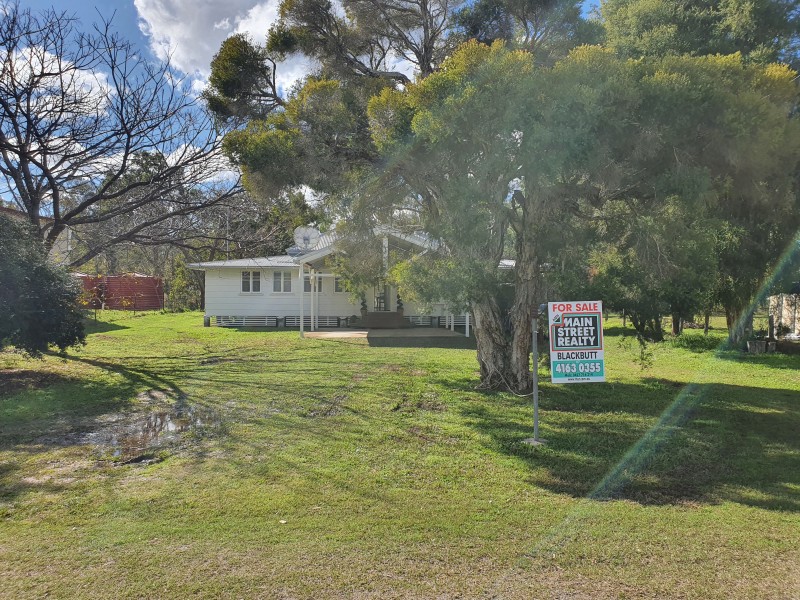 4  FERGUS STREET, Cooyar QLD 4402