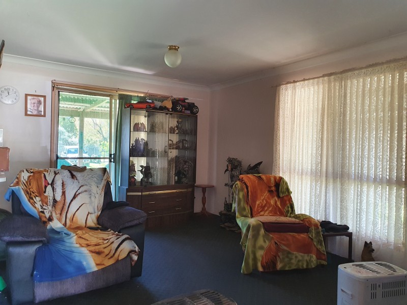 6 Crofton Street, Blackbutt QLD 4306