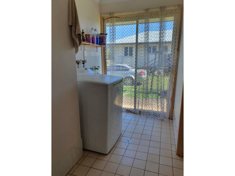 6 Crofton Street, Blackbutt QLD 4306